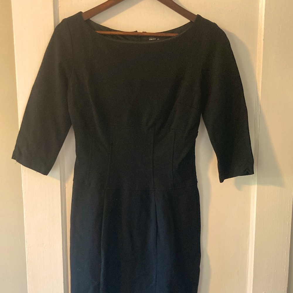 Elegant Black Women's Dress - Size 6